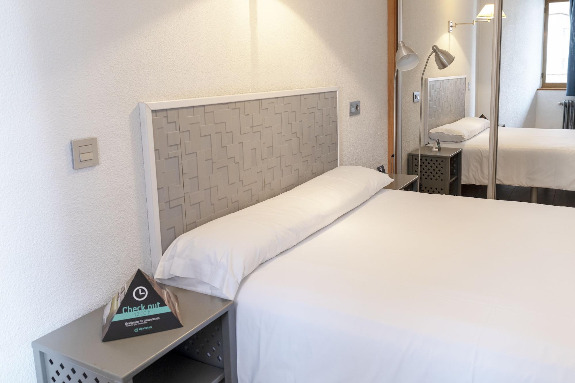 Hotel Alda Centro Palencia Bagian luar foto