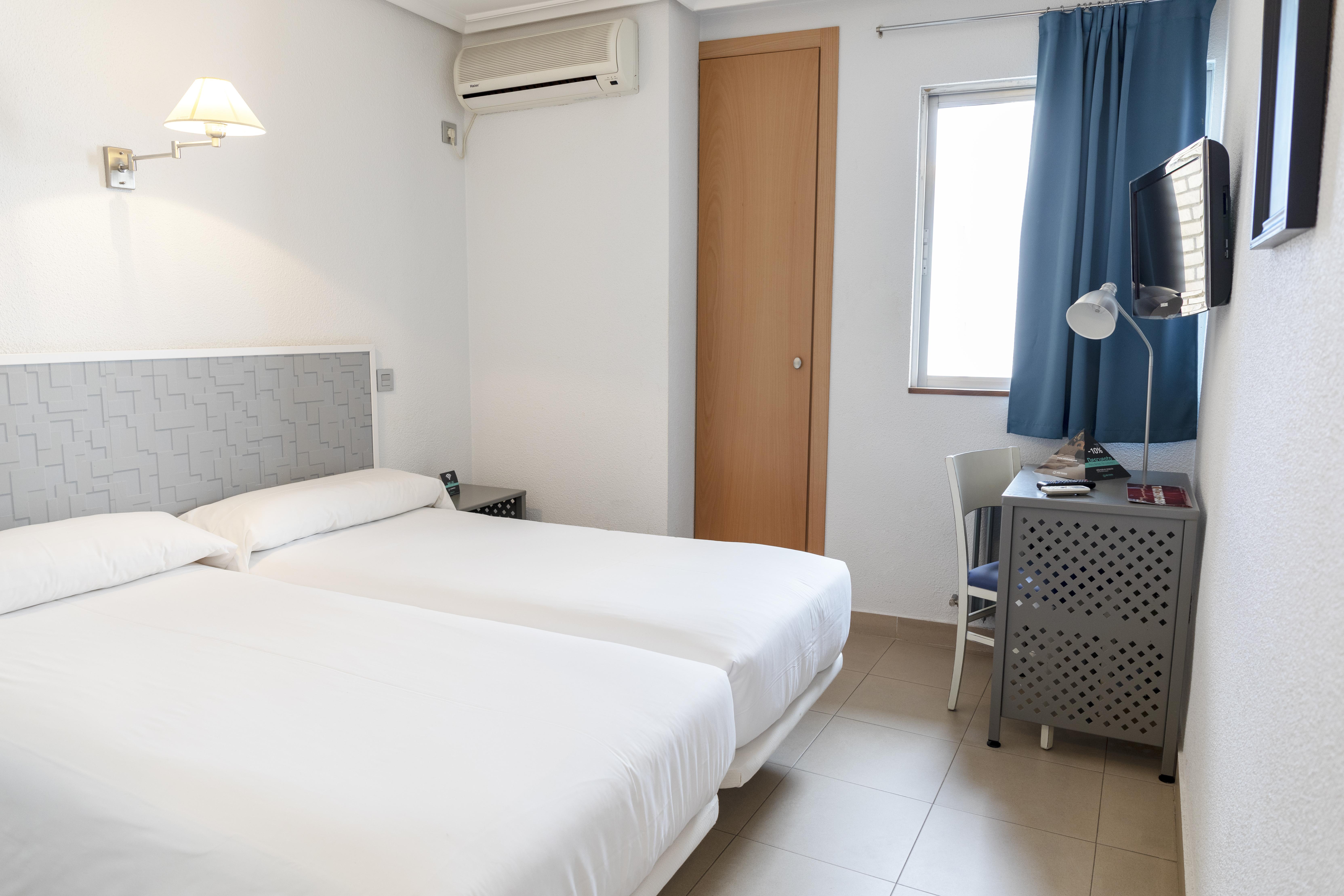 Hotel Alda Centro Palencia Bagian luar foto