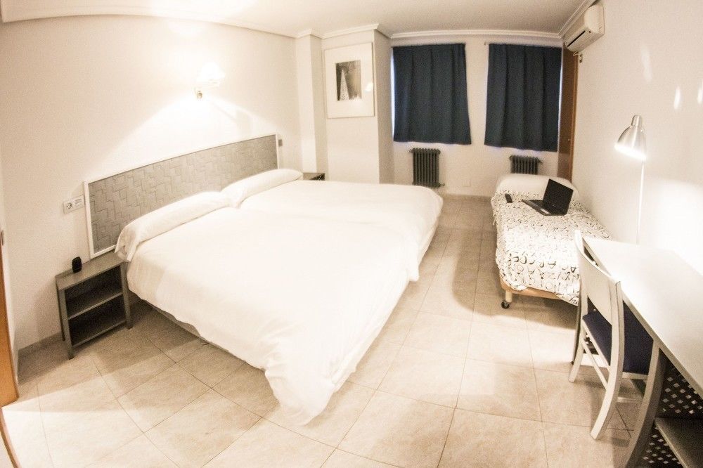Hotel Alda Centro Palencia Bagian luar foto