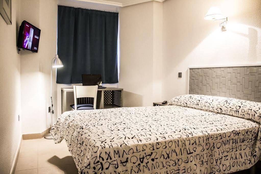 Hotel Alda Centro Palencia Bagian luar foto